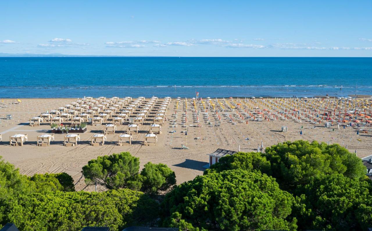 Grand Hotel Playa Lignano Sabbiadoro Buitenkant foto