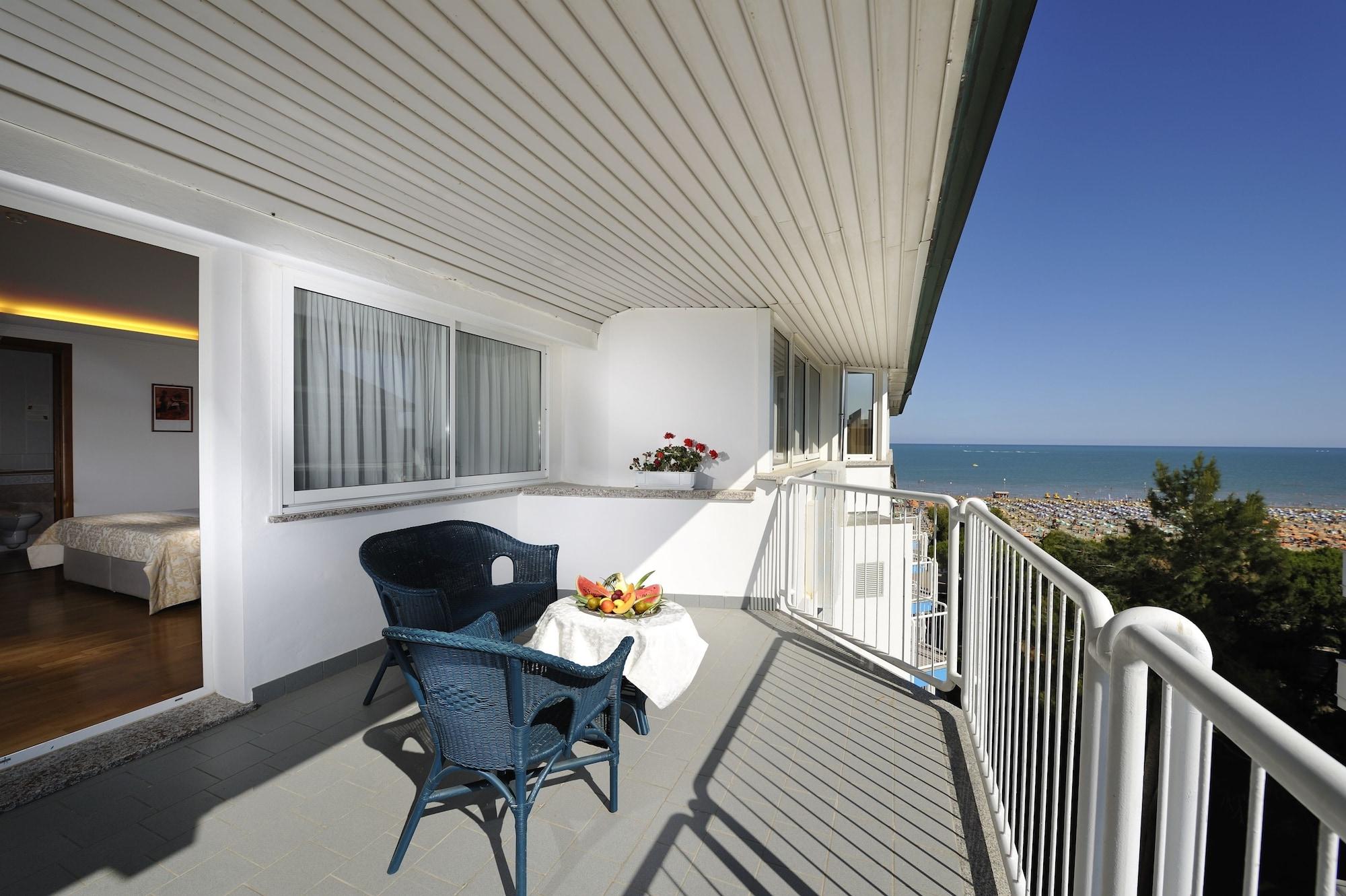Grand Hotel Playa Lignano Sabbiadoro Buitenkant foto