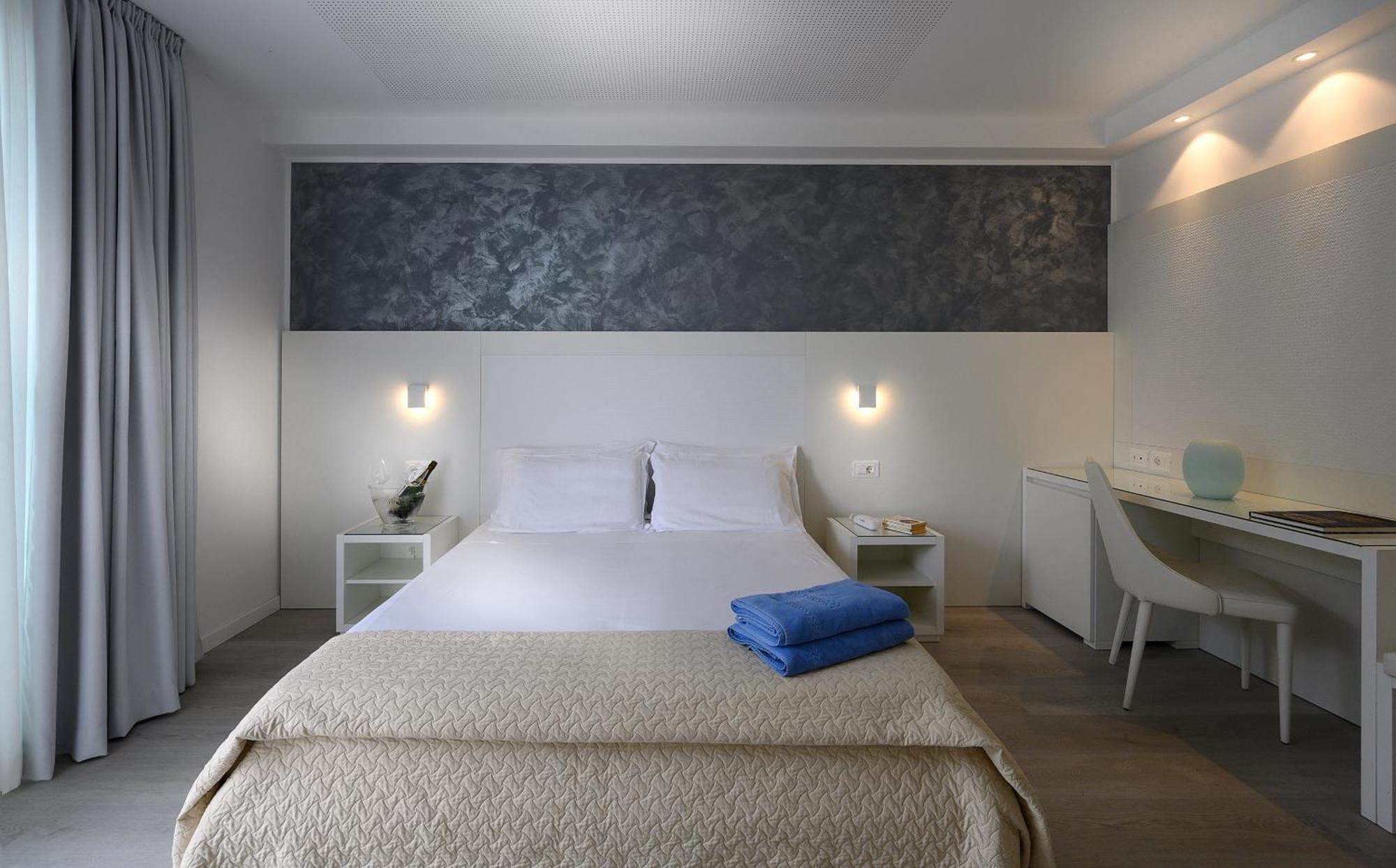 Grand Hotel Playa Lignano Sabbiadoro Buitenkant foto